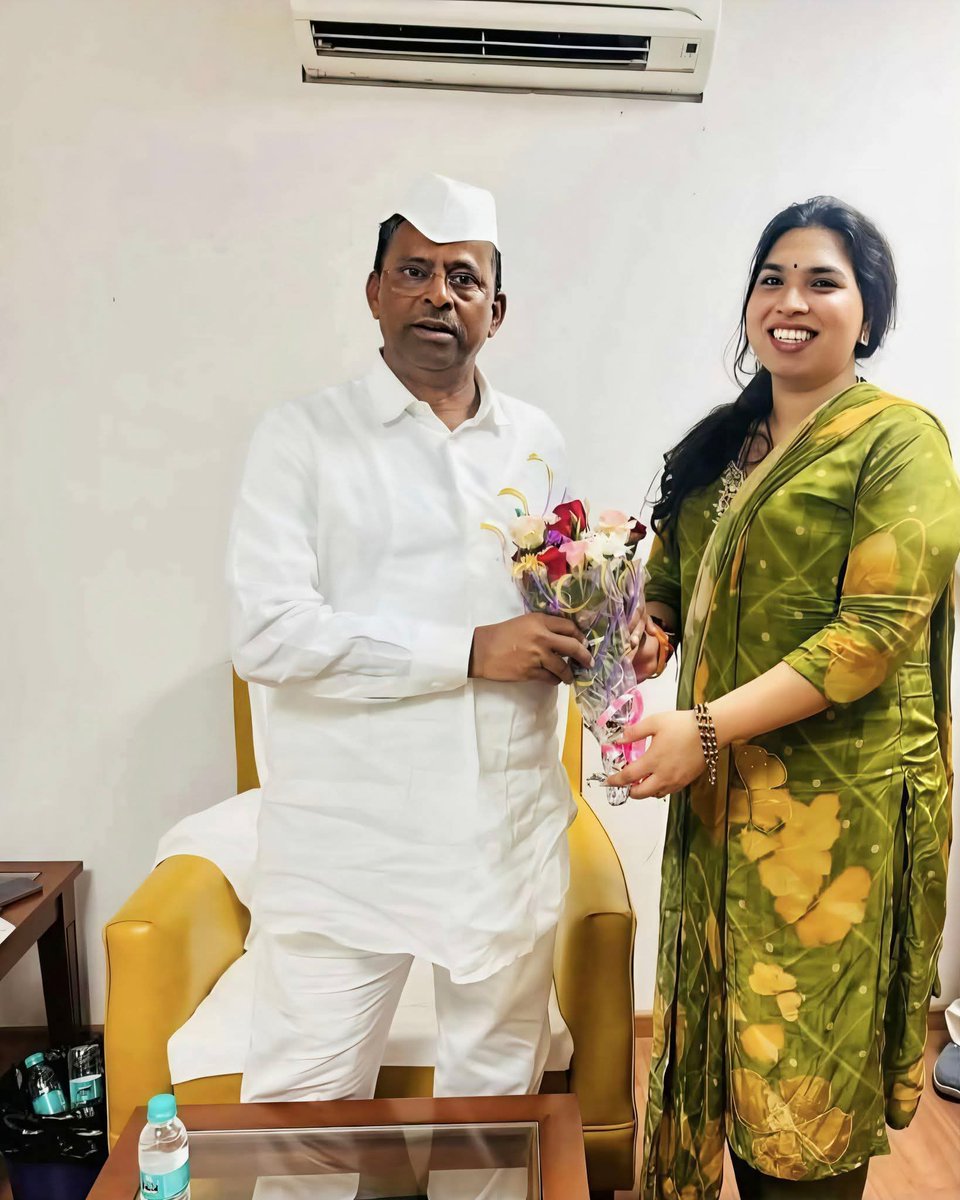 Datta_Navale's tweet photo. जिथं हिरवळ.. 
तिथं झिरवळ !!! 
😆😆😆
महाराष्ट्र आता थांबणार नाही.... https://t.co/qhO8APbTAq