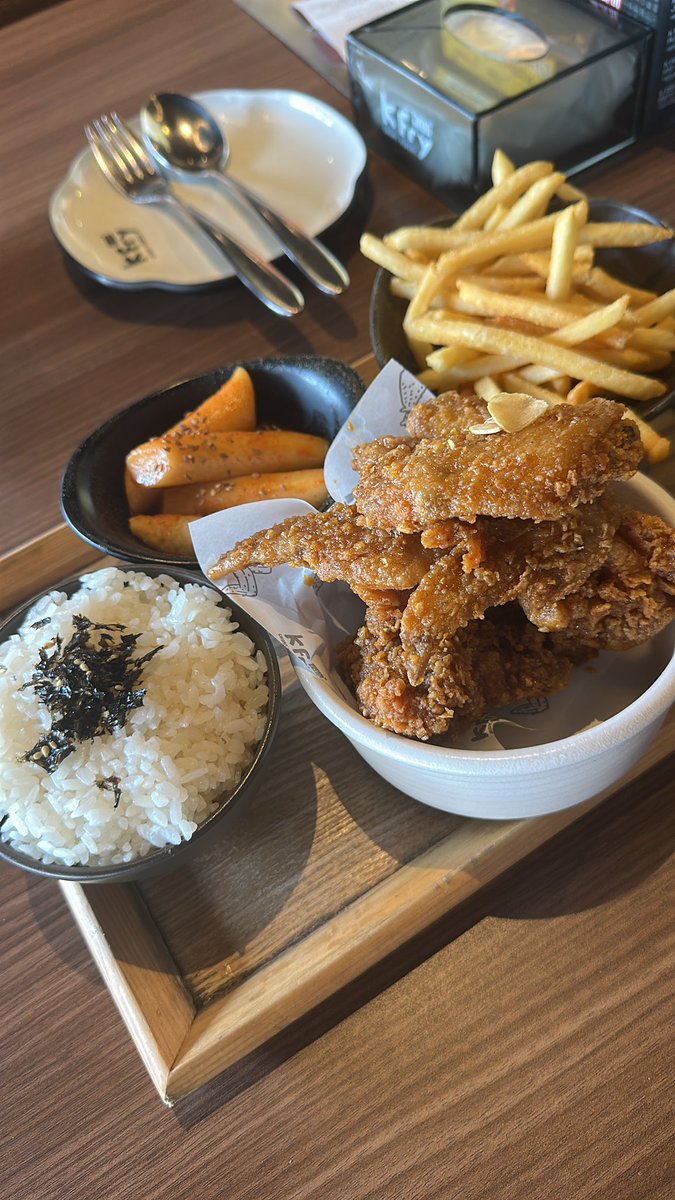 _SyukriA_'s tweet photo. Makan-makan! https://t.co/ive6IyZGVU