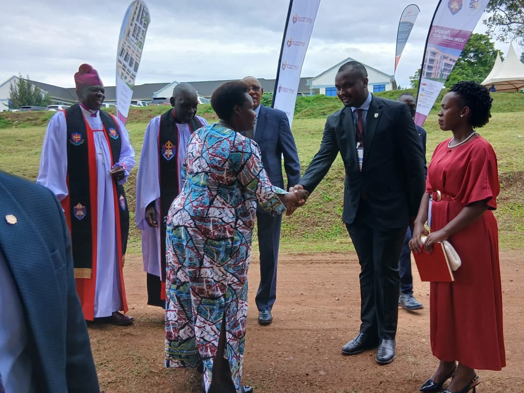 Ahumuza Penkson tweet media