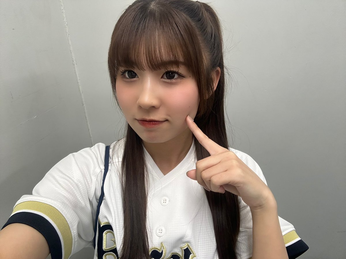 NANA_BsG_398 tweet media