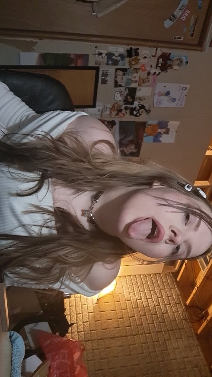 dadsdumbmutt's tweet photo. 💕 Sometimes my dad grabs my hair and smacks me before he fucks my face because he says I'm a "brat" 🙄 But I think I look like a pretty little innocent angel💕 https://t.co/OPPzxf07PL