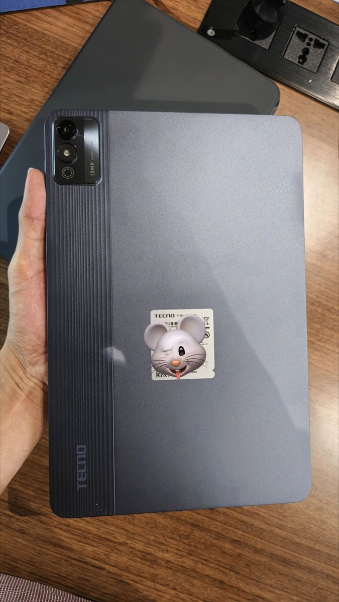 Unpadfess tweet media