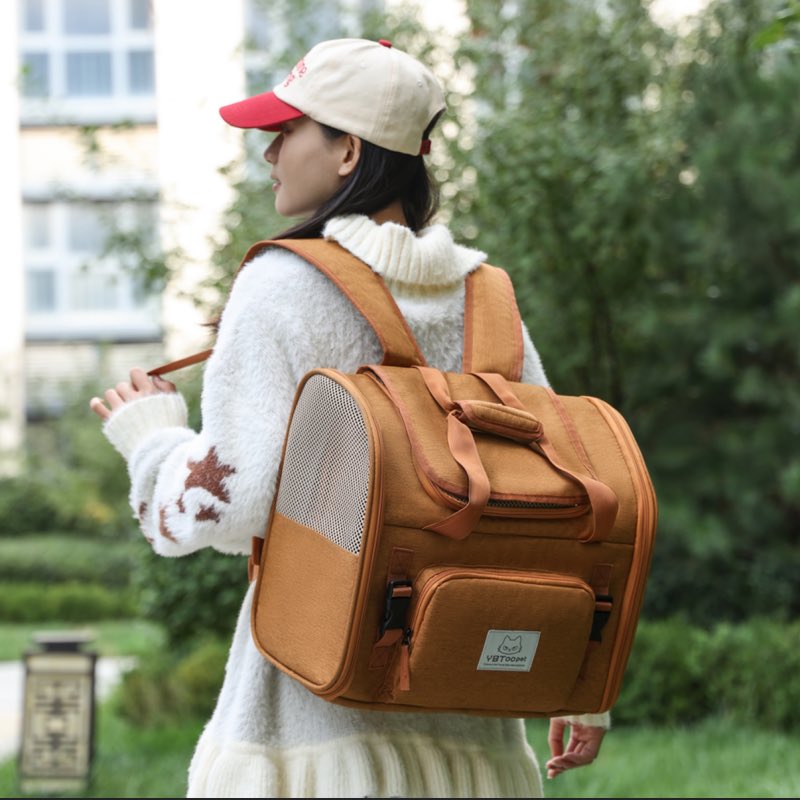MmiucyPet's tweet image. Multi-functional cat carrier: breathable, expandable, cat-approved ✅Backpack/hand-carry design for stress-free pet travel.                                                                                                               #PetCarrier #CatBackpack #TravelWithCat