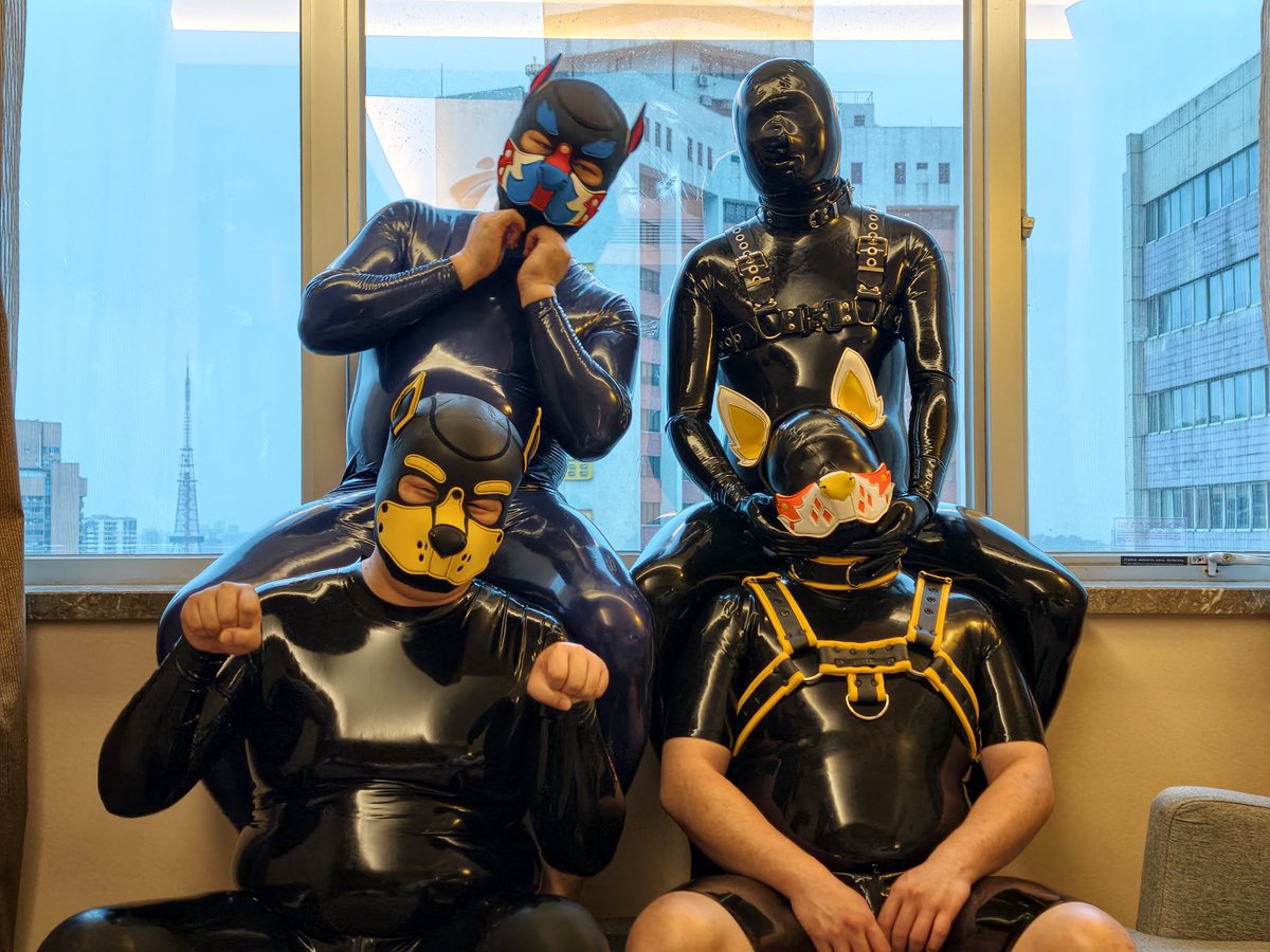 俊俊是个紧身控 tweet media