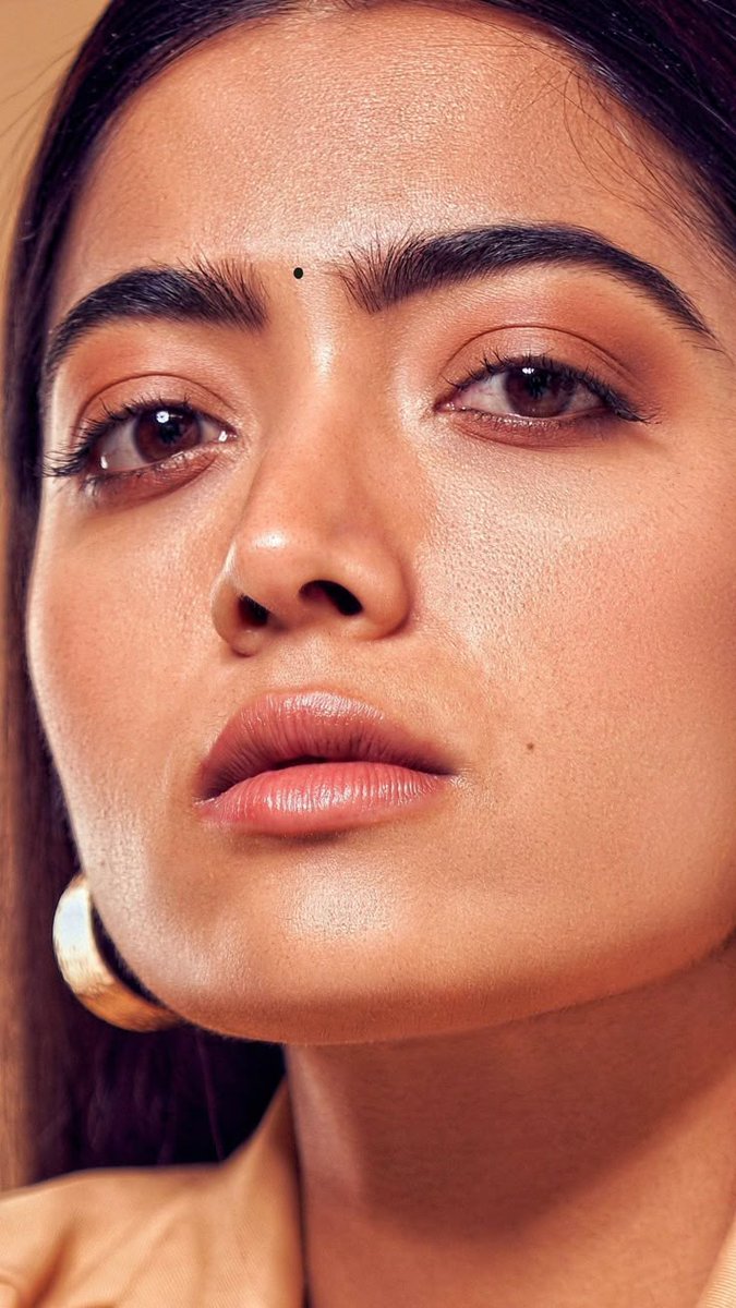 TRANSMIKHA HUSBAND tweet media