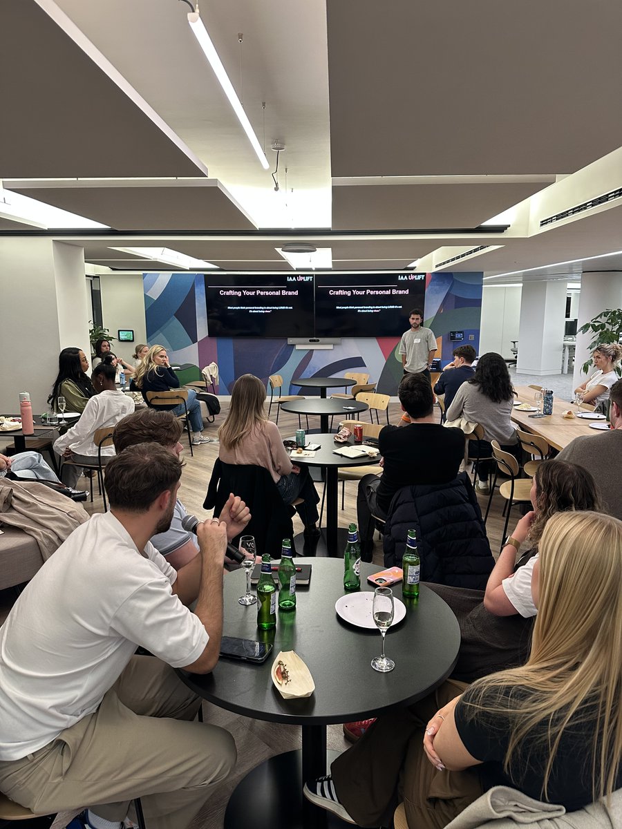 MCH London tweet media