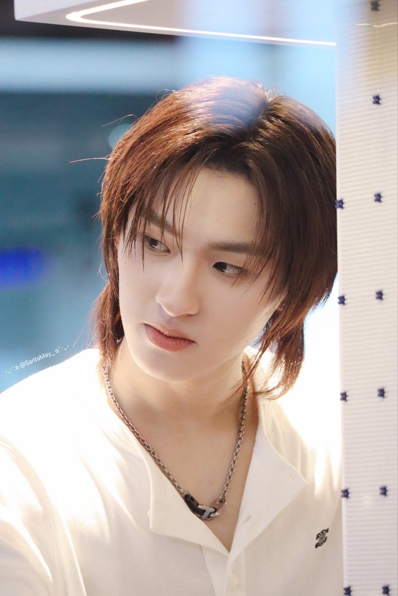 เอ๊อะ! tweet media