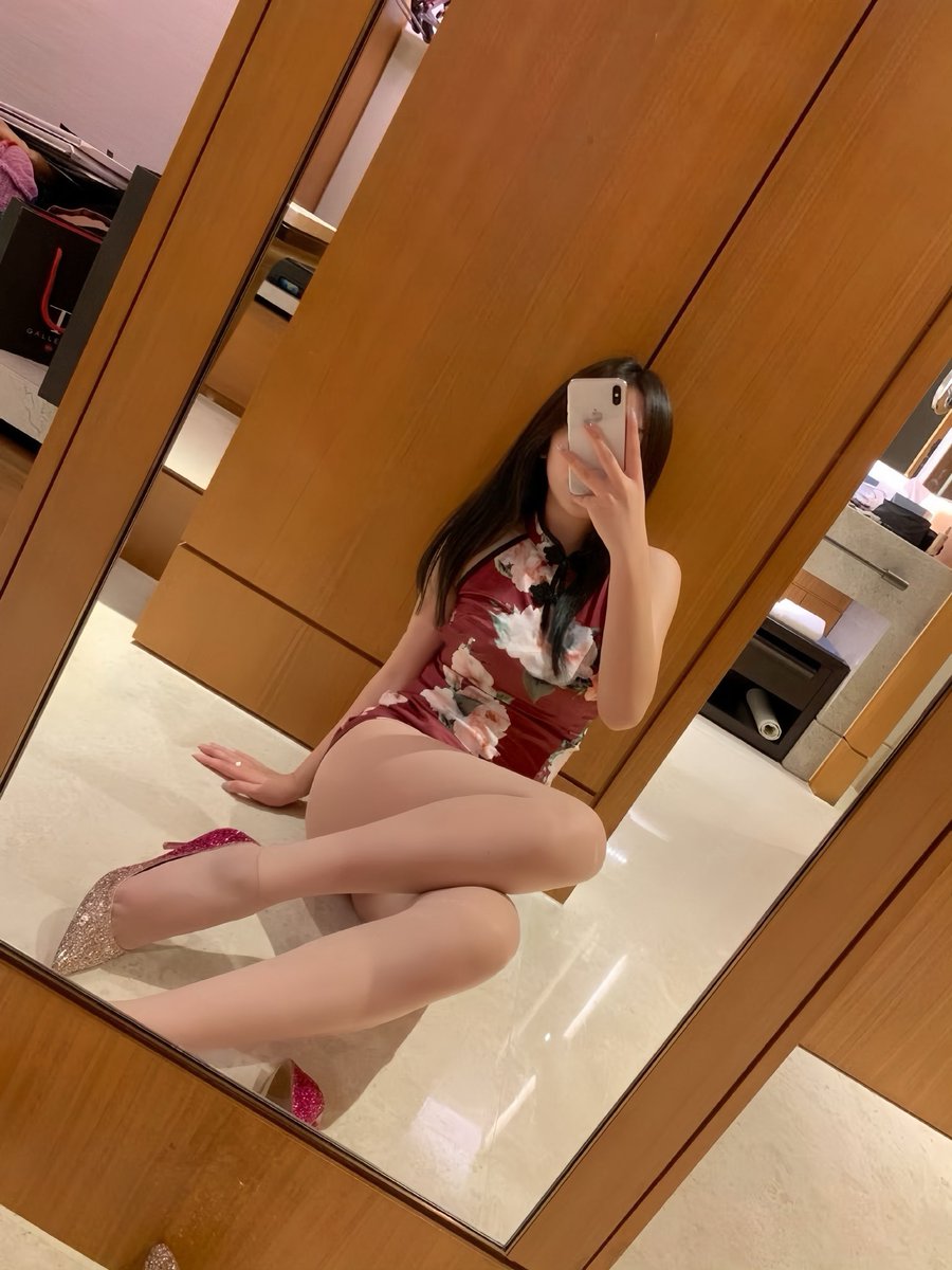 AnthonyR38281's tweet photo. 有我這樣女朋友幾點回家呢 https://t.co/wxMsi8WrKb