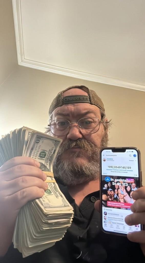 Benjamin tweet media