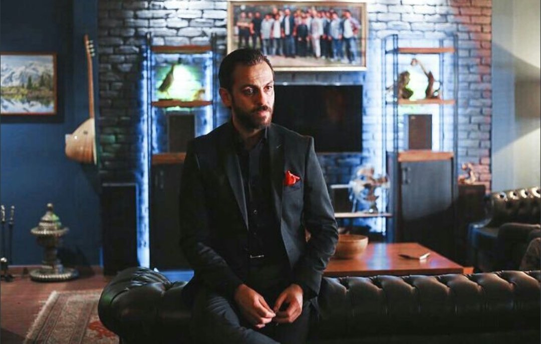 uzun kirpikli kız tweet media