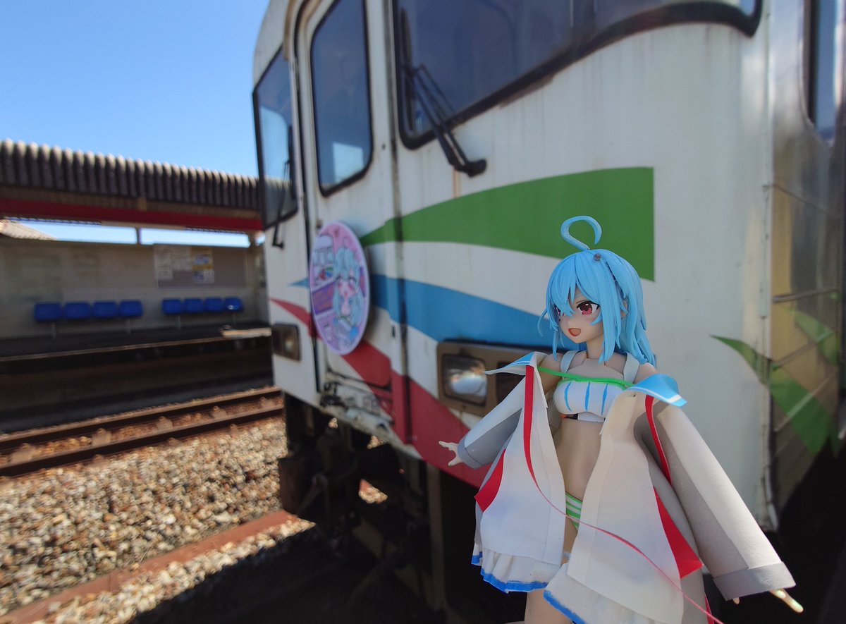 イムショー tweet media