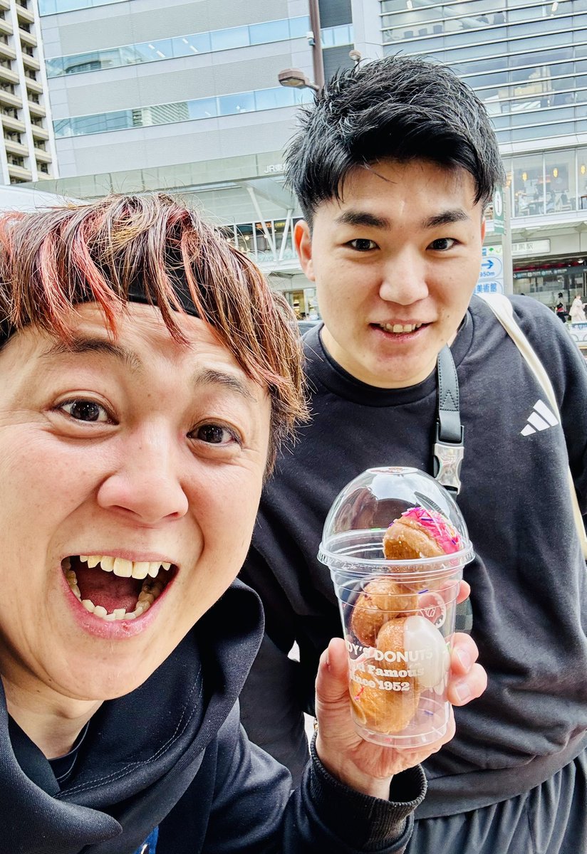 たつを tweet media