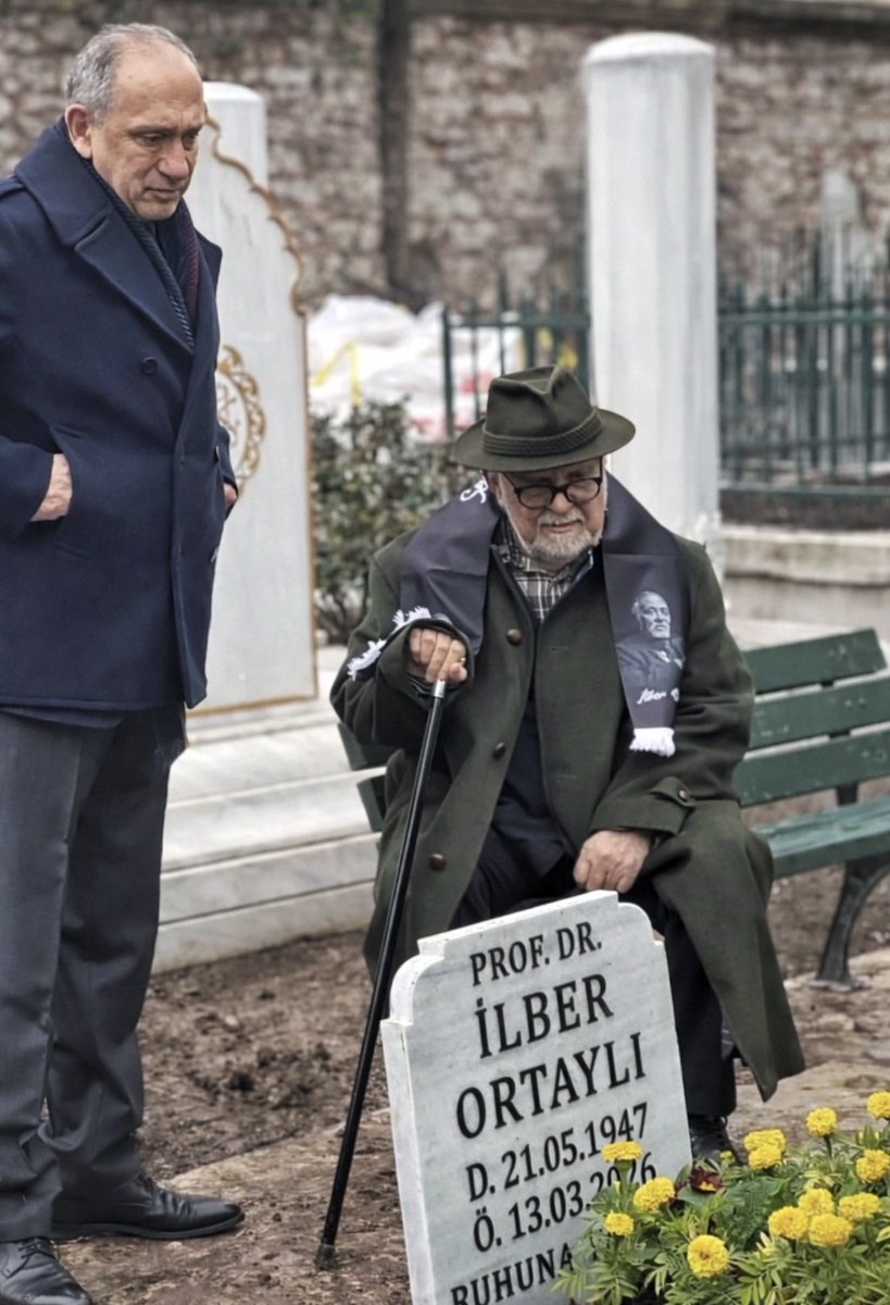 Teke Tek Bilim'in yayınlanan son programında İlber Ortaylı:

“Ne demiş Cicero Hazretleri: 'Maecēnās, vēra amīcitia sempiterna est.'

Gerçek dostluk ebedidir.” 
#ilberortaylı
