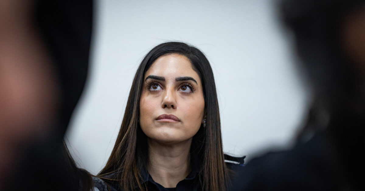 ืืื ืืฉืจืื tweet media