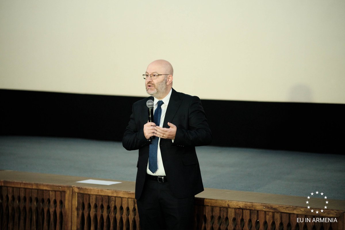 EU Armenia tweet media