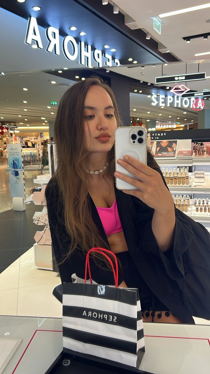 Julia 💫 tweet media