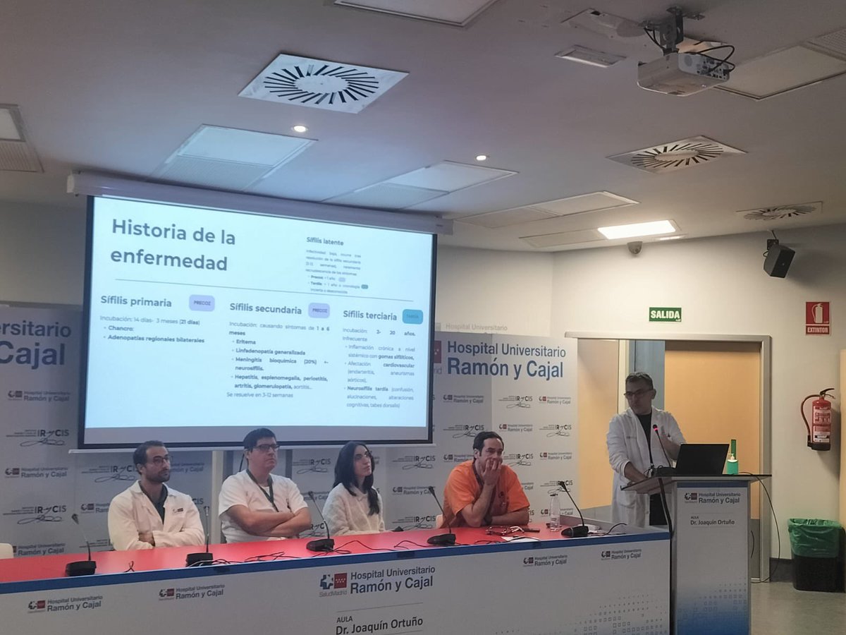 Nuestro compañero Mario Rodríguez participa hoy en la sesión general de nuestro Hospital comentando un caso complejo de sífilis.