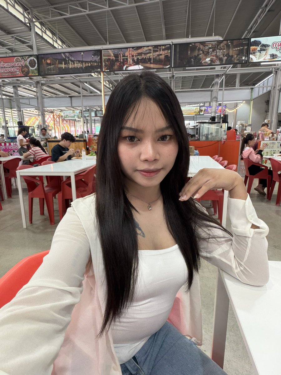 อลิส🌻 tweet media