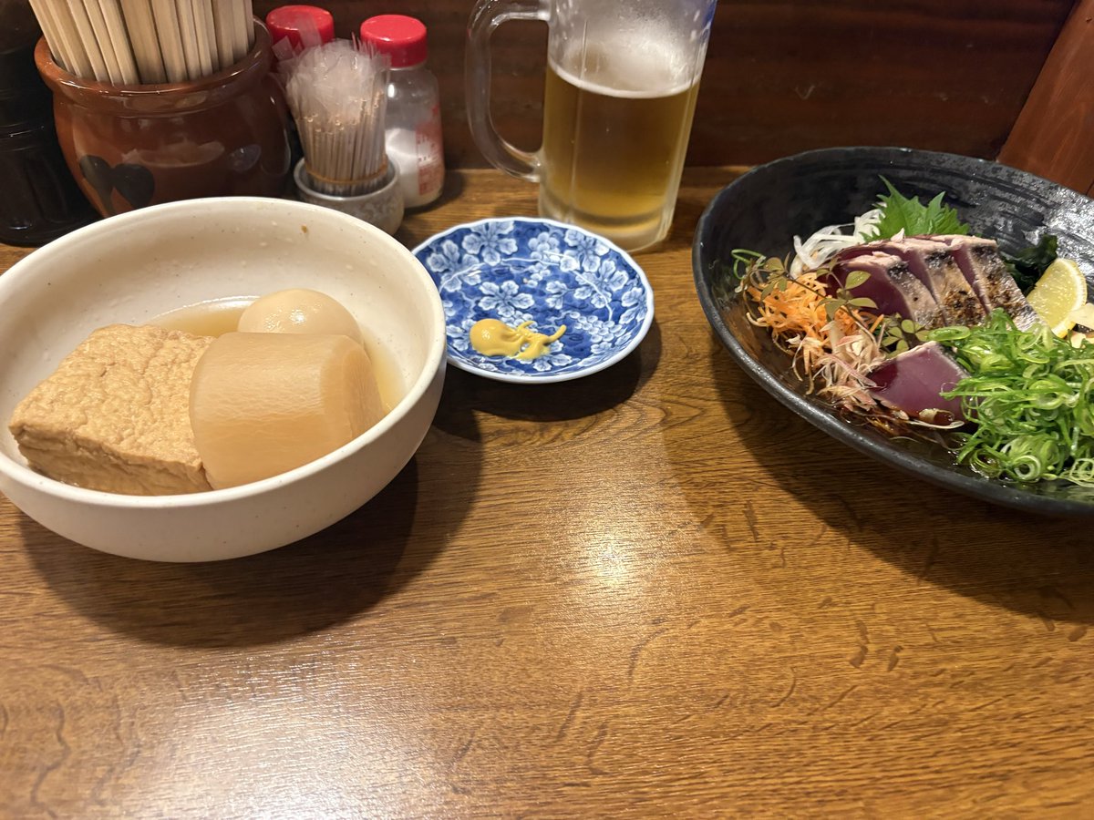 ごーん tweet media