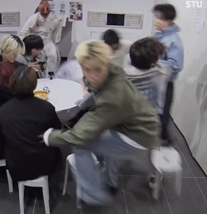 saapiieder🕷️ tweet media