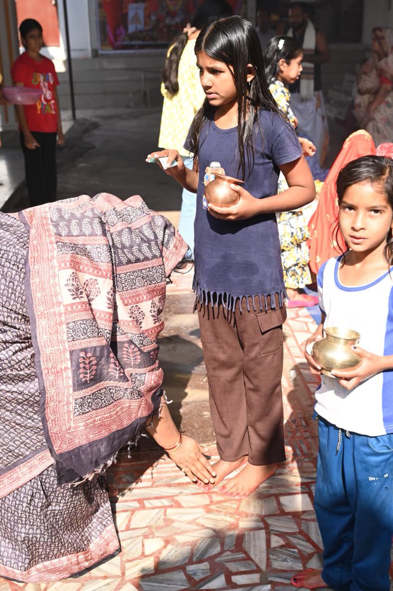 Prahlad Singh Patel ( वृक्ष से जल, जल से जीवन) tweet media