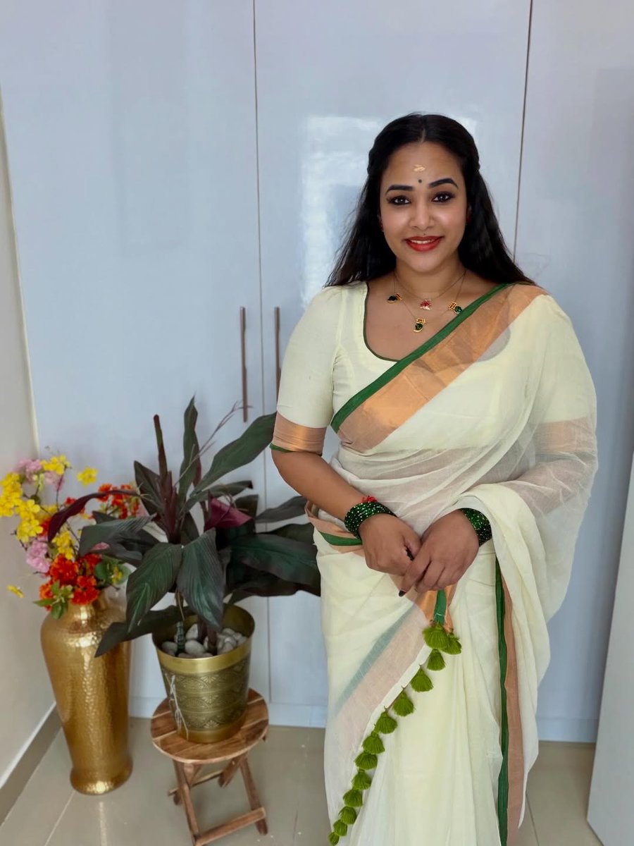 Actress And Model tweet media