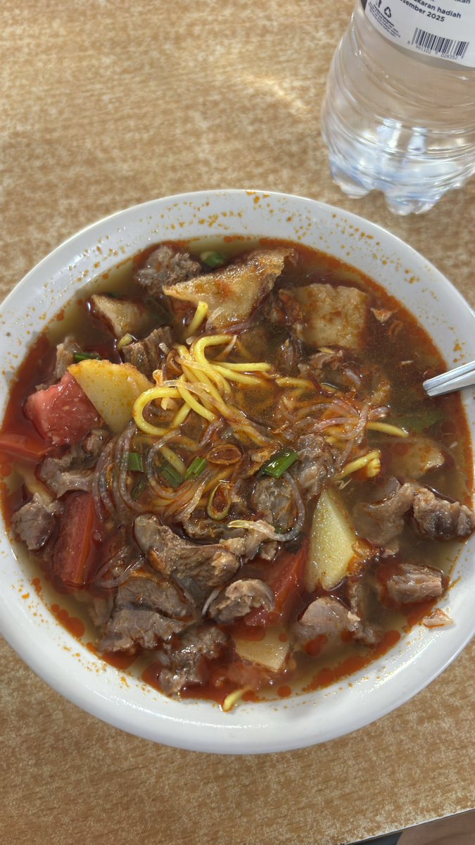 𝒟𝒾𝓀 soon APT AAMIIN tweet media