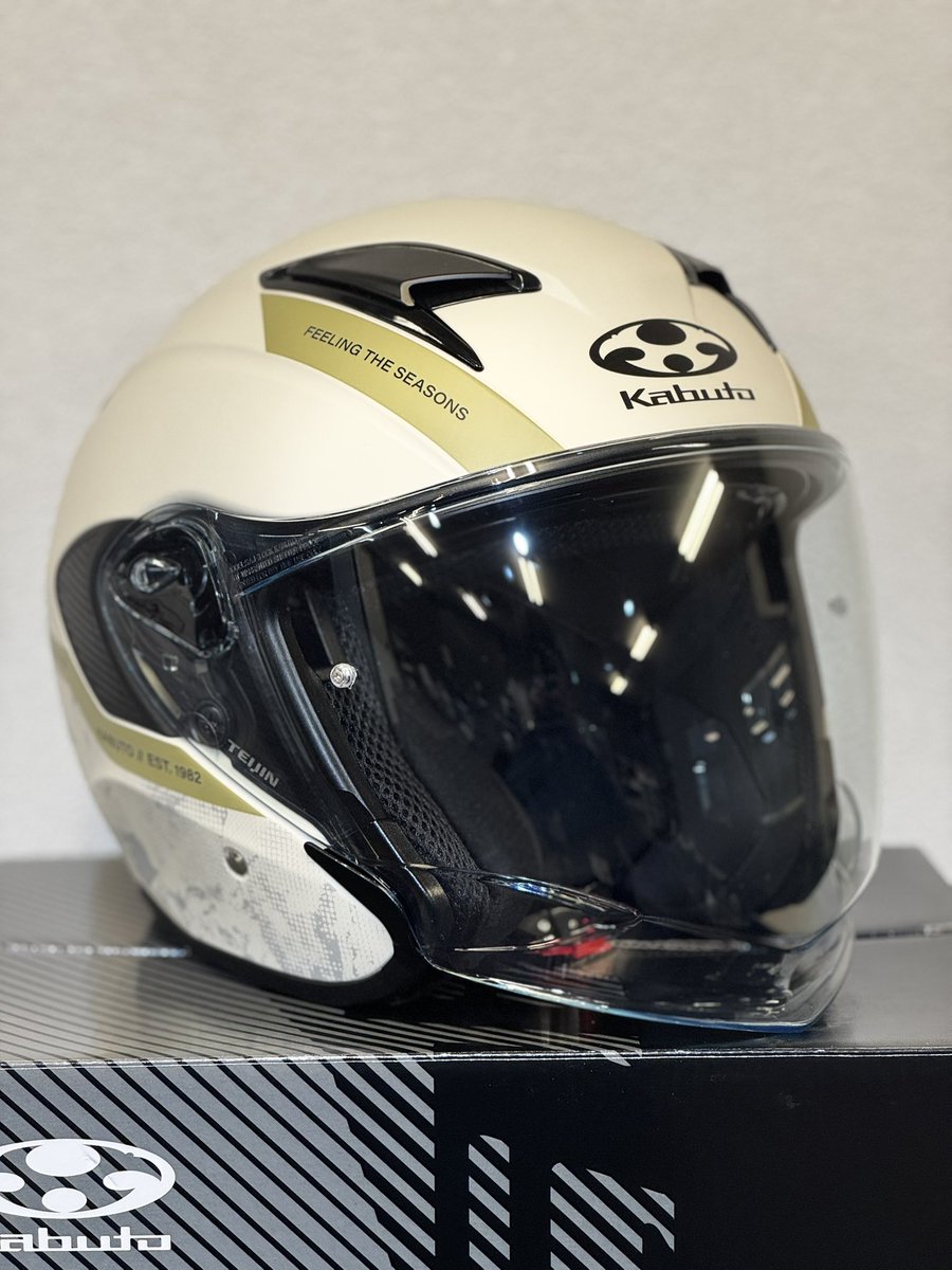 webike_market's tweet image. OGK KABUTO EXCEED2 DUNE ジェットヘルメット | サイズ：L

大人の余裕を纏う、洗練デザイン😎
品格漂うアーバンスタイル✨

下記URLから番号で検索👉RXBI24525👈
garage.webike.net/sd/1272018

#webike #webikeused #ウェビック #ウェビックガレージ