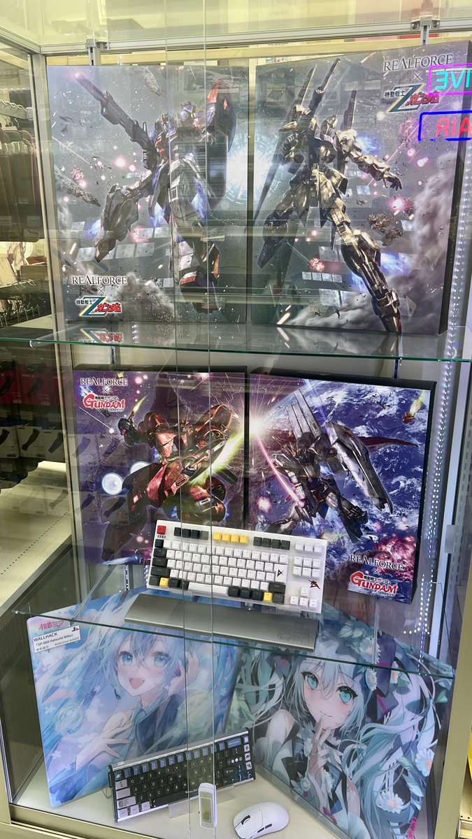 ここだけ模型屋さんみたい🤖