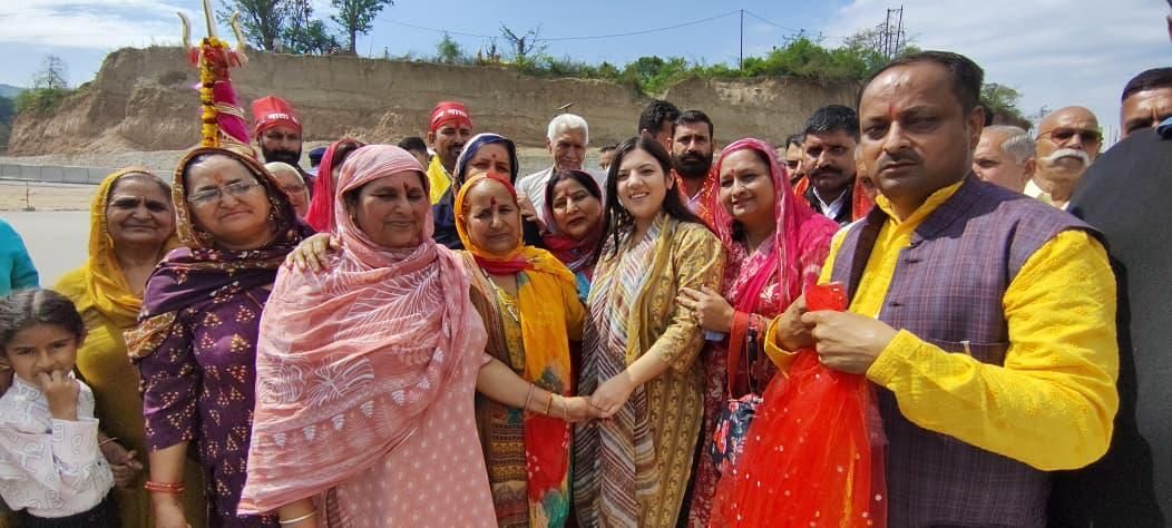 Devyani Rana tweet media