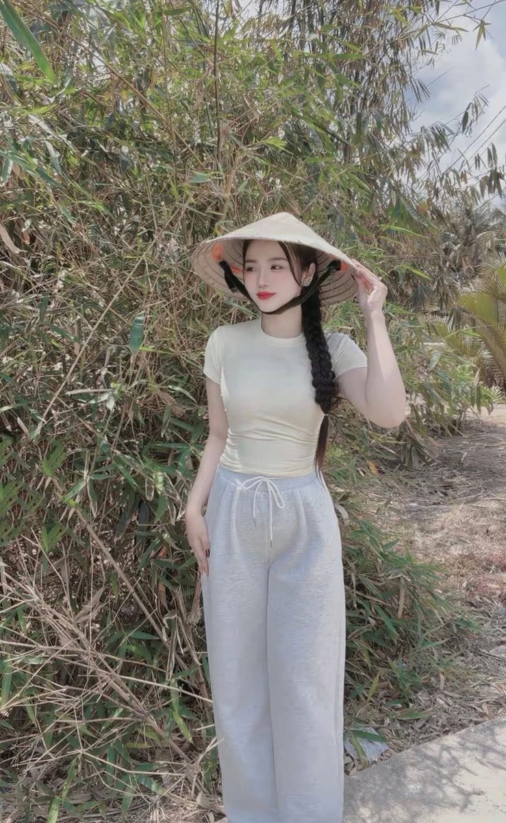 Huyền Trân tweet media