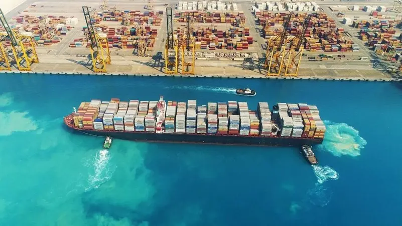 🔴 الصادرات السعودية غير البترولية ترتفع بنسبة 22.1%  في يناير على أساس سنوي 🚢📊

بلغت قيمة الصادرات غير البترولية باستثناء إعادة التصدير نحو 16.74 مليار ريال، فيما بلغت قيمة إعادة التصدير نحو 15.83 مليار ريال خلال يناير الماضي.

وارتفعت الصادرات السلعية في شهر يناير 2026م بنسبة