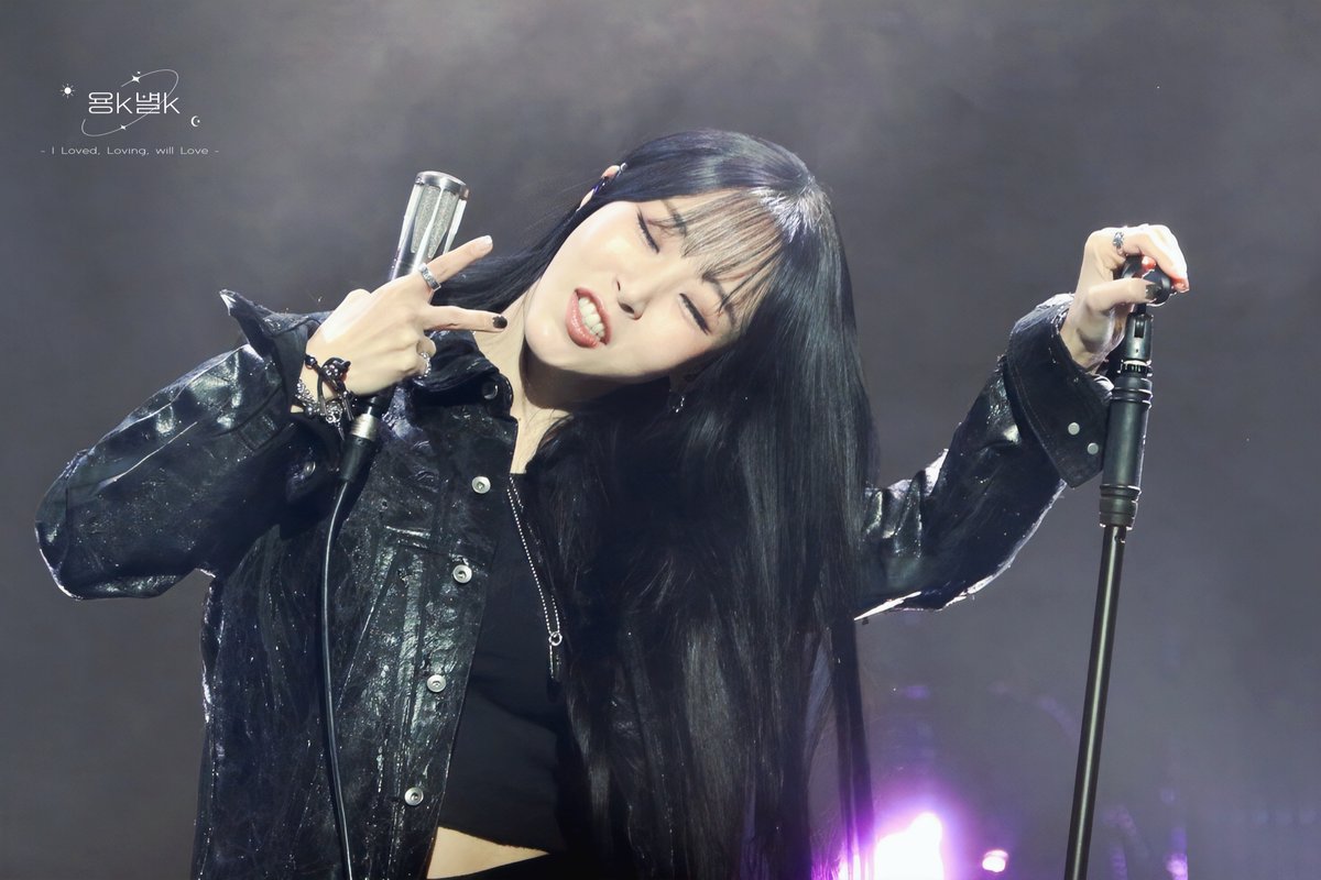용k별k tweet media