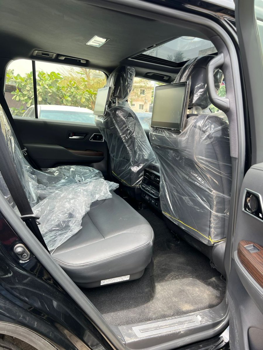 🔥 BRAND NEW  
2025 Toyota Land Cruiser VXR  
V8 Twin Turbo | Fullest Option  

360° Camera | Wireless | Head-Up Display  
Black on Black | Original Custom Duty  

💰 ₦150M Only  
📍 Abuja.
