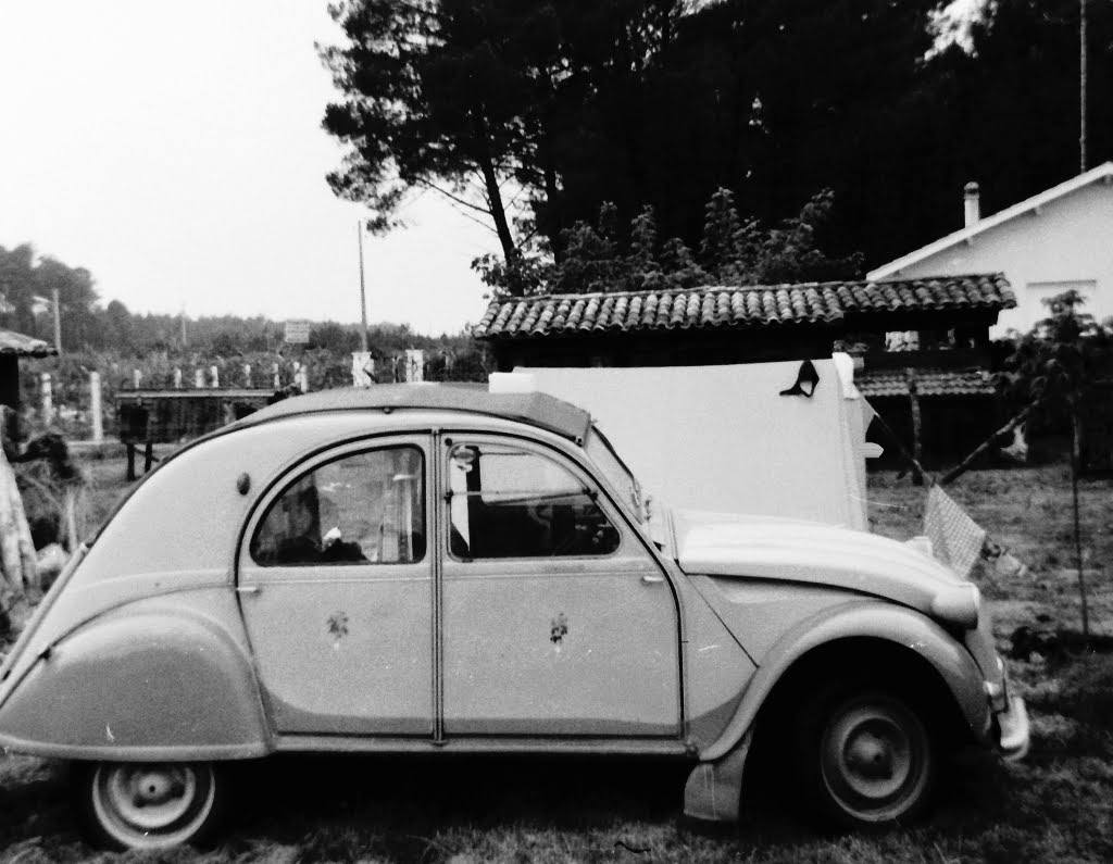 L'HOMME A LA 2CV tweet media