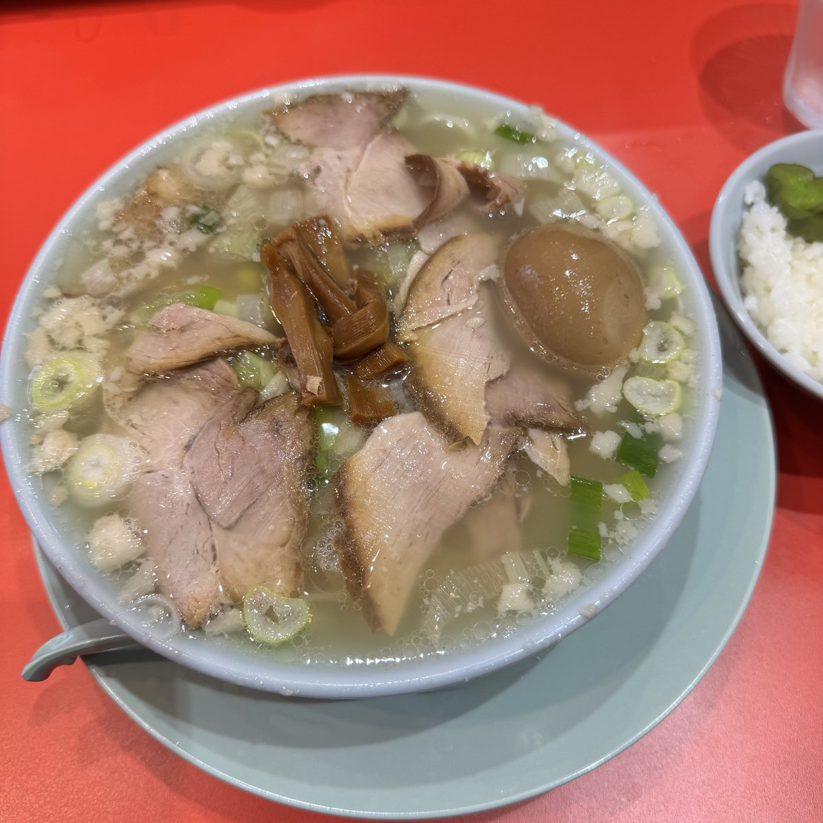 romantic_1031's tweet photo. 地球ってのは自転してるに違いねーや https://t.co/QYRKv6CaLV