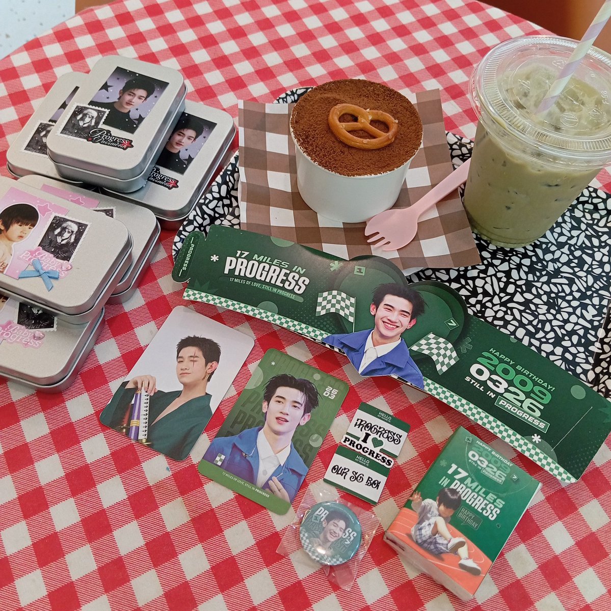 ᴛᴏɴᴢᴏᴍ 𝜗𝜚 tweet media