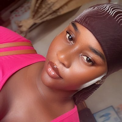ellaswrld20's tweet photo. #NewProfilePic https://t.co/z5W5R4O9wi