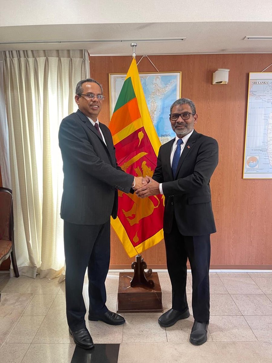 Maldives in Japan tweet media