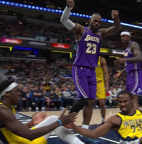 M.O.D.A.F.O.K.A tweet media