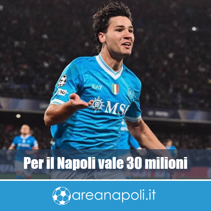 AreaNapoli.it tweet media