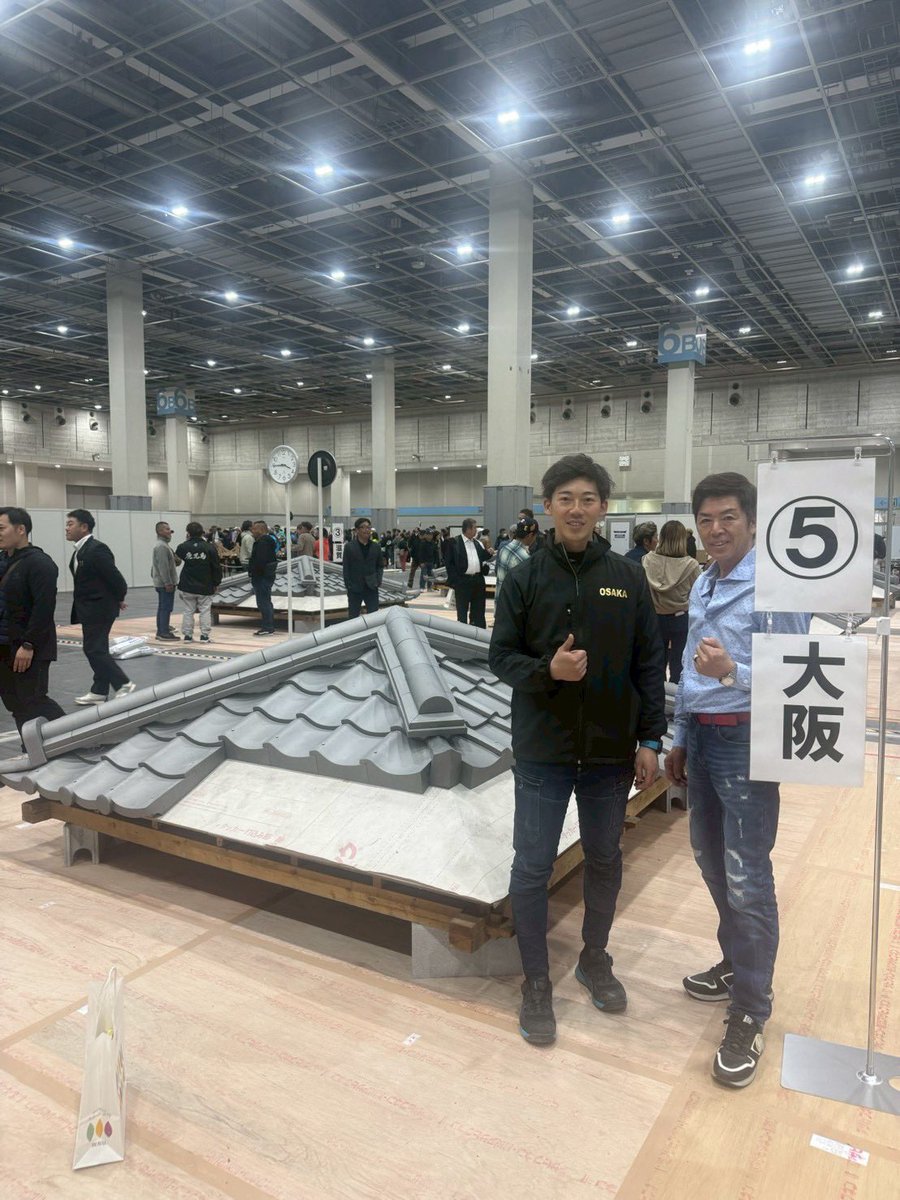 majiko63's tweet photo. 技能グランプリって言う日本全国から熟練の技能者達が集まって日本一を決める大会でしたっ。
最年少で出てみた😊
入賞は出来んかったけど僕の人生においていい経験でした！
携わっていただいた皆様に感謝です。 https://t.co/w7b9hjgNfK