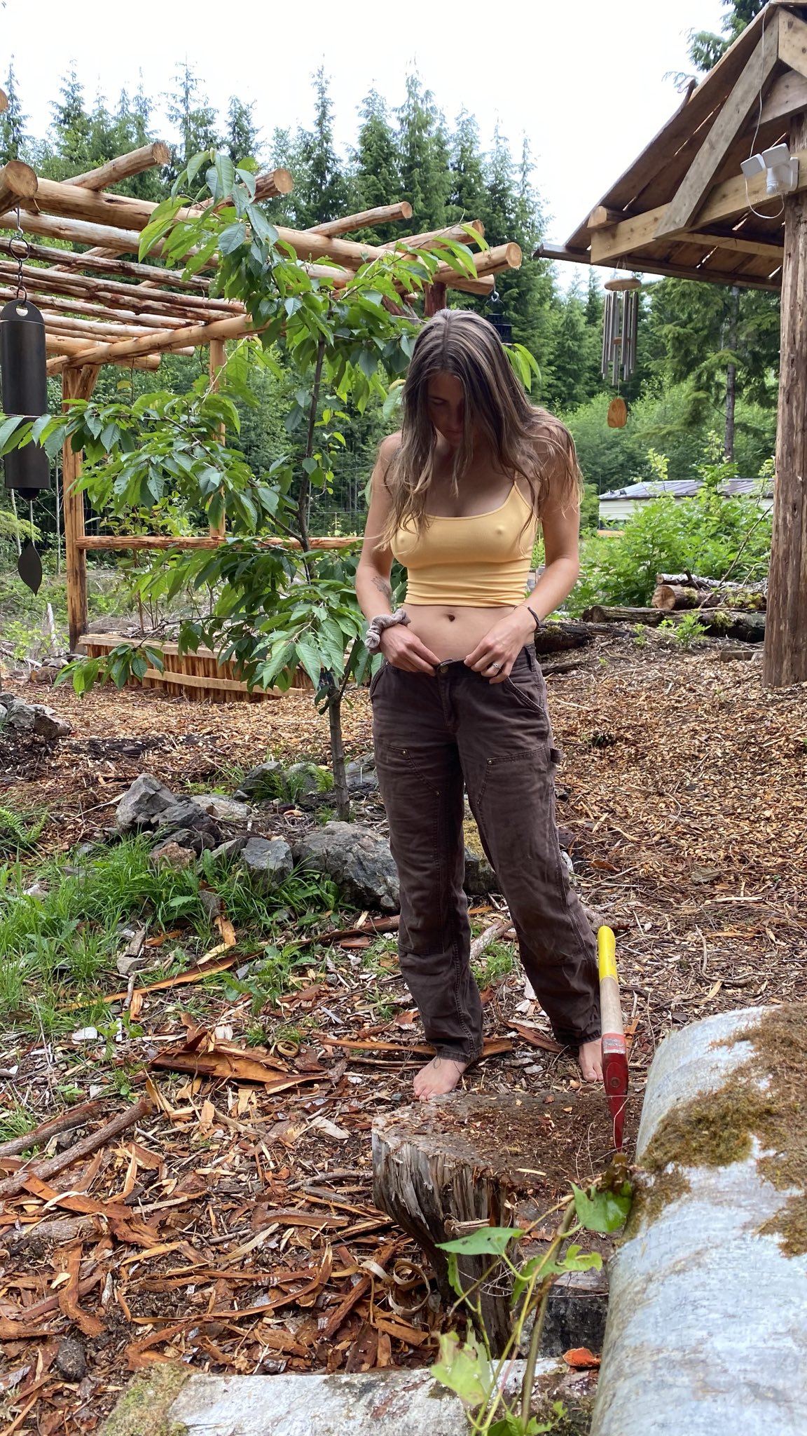 1 pic. Living off grid https://t.co/x0i3deW8Tj