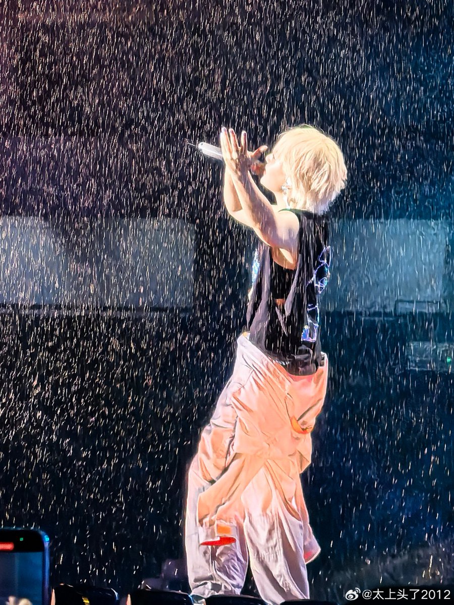 Adorable Boy tweet media