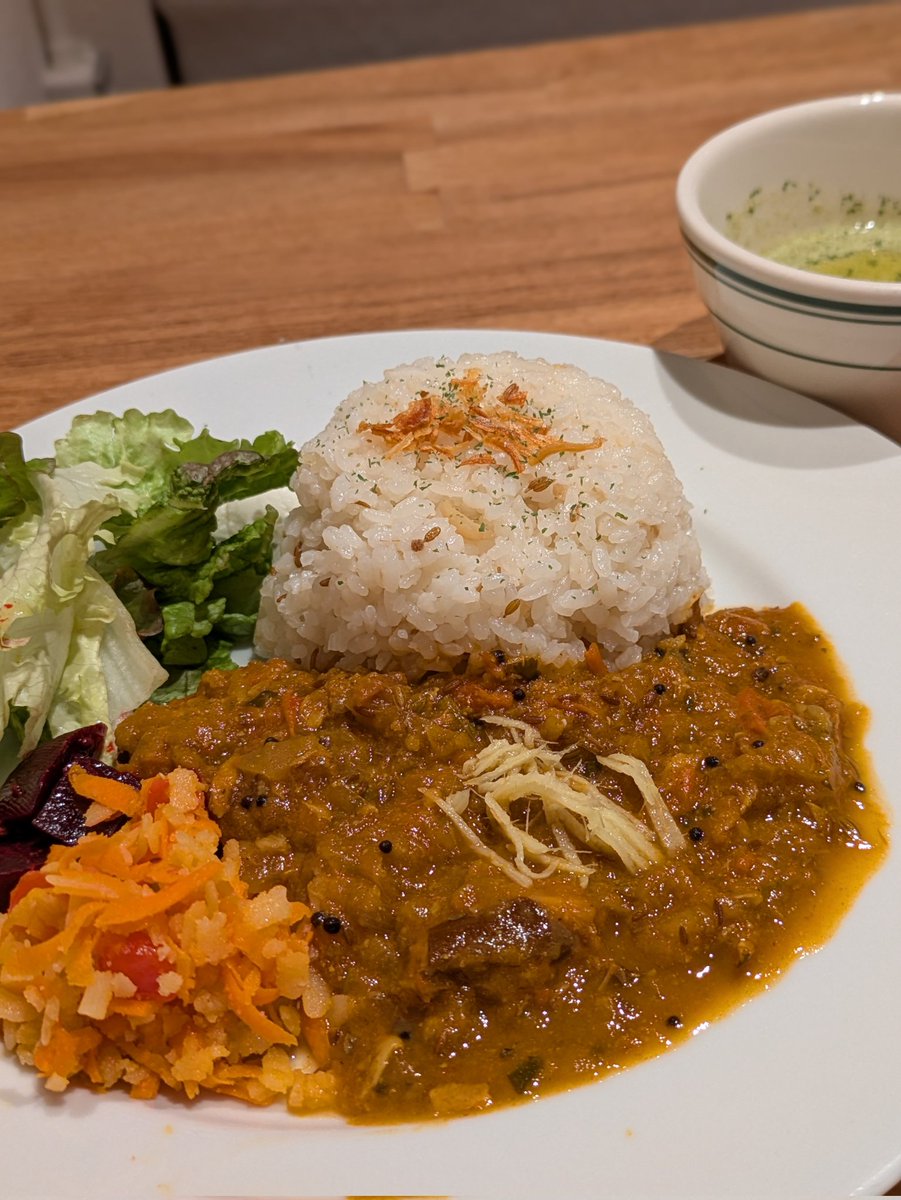 にしむつ tweet media