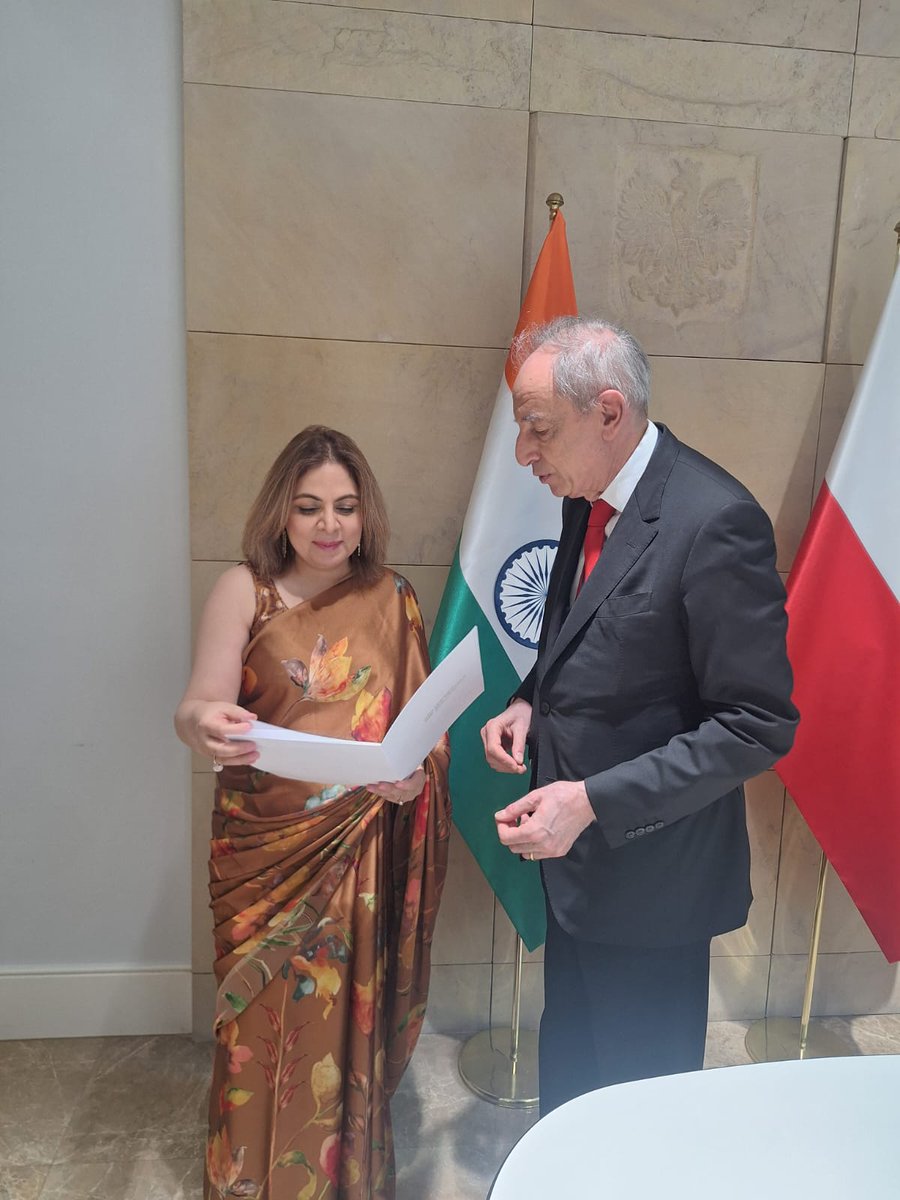 India in Poland tweet media