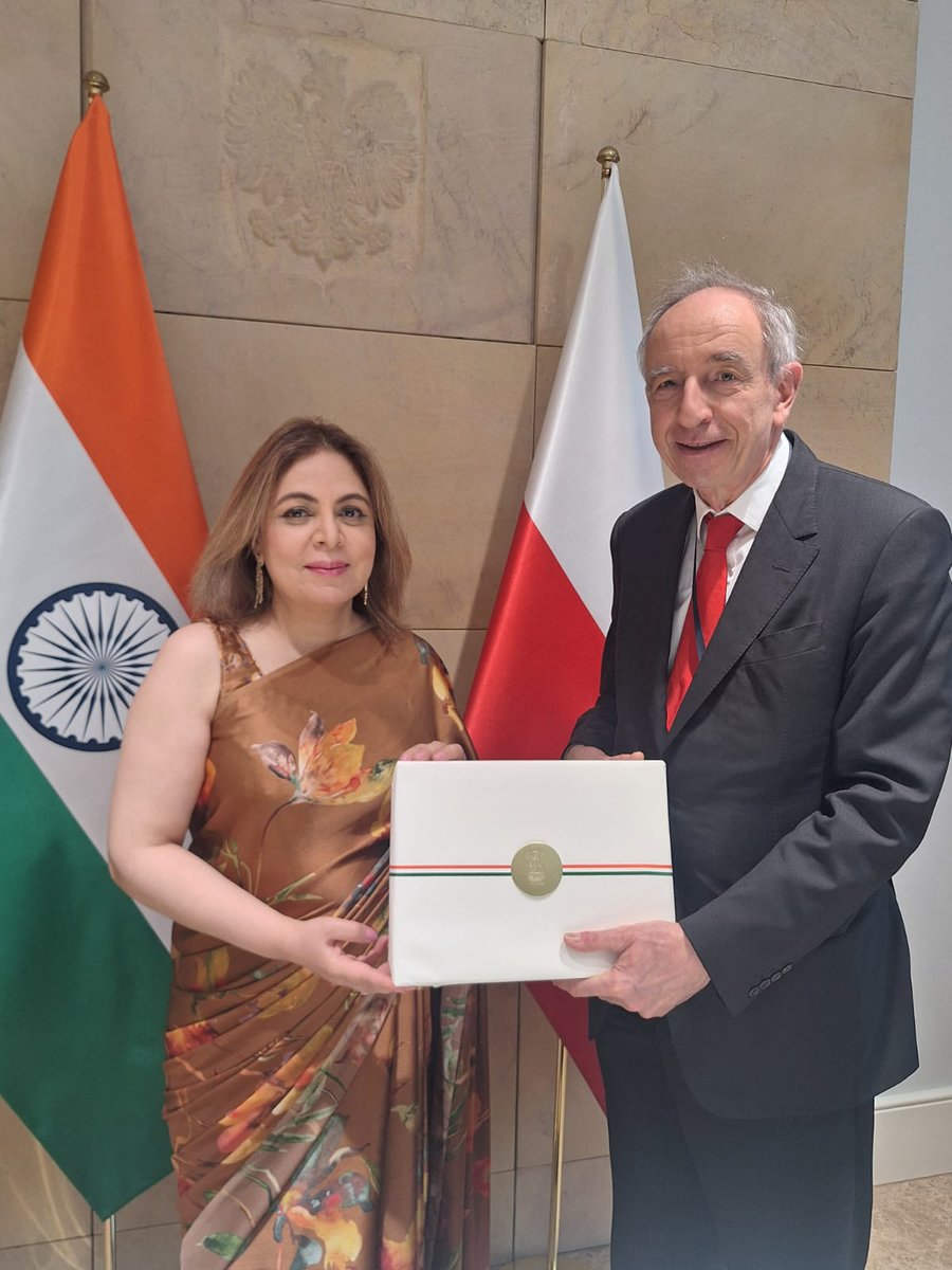 India in Poland tweet media