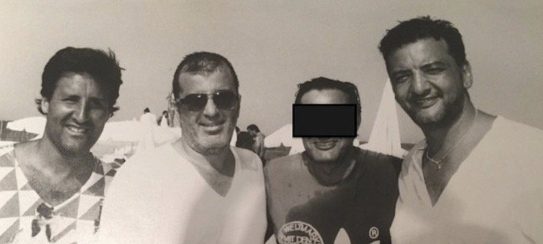 Une petite histoire sur le casse du siècle ça vous tente ? Le prime parisien, les belles voitures et surtout la fraude sur la taxe carbone.💰🩸

Voici l’histoire de mecs qui ont trouvé la faille ultime dans le système européen. Un casse à 5 milliards d'euros, le tout sans une