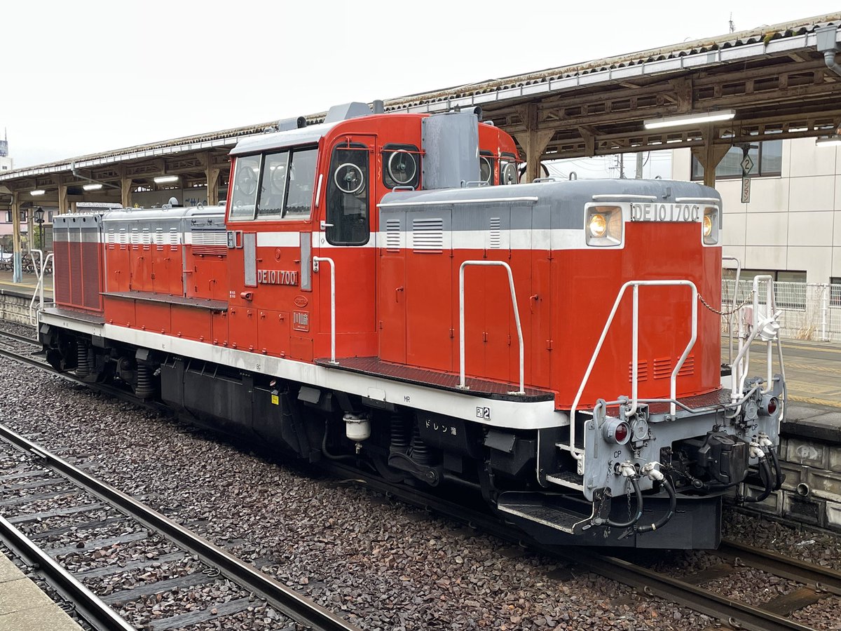 S.Nishikawa@次は5/4秘跡 tweet media