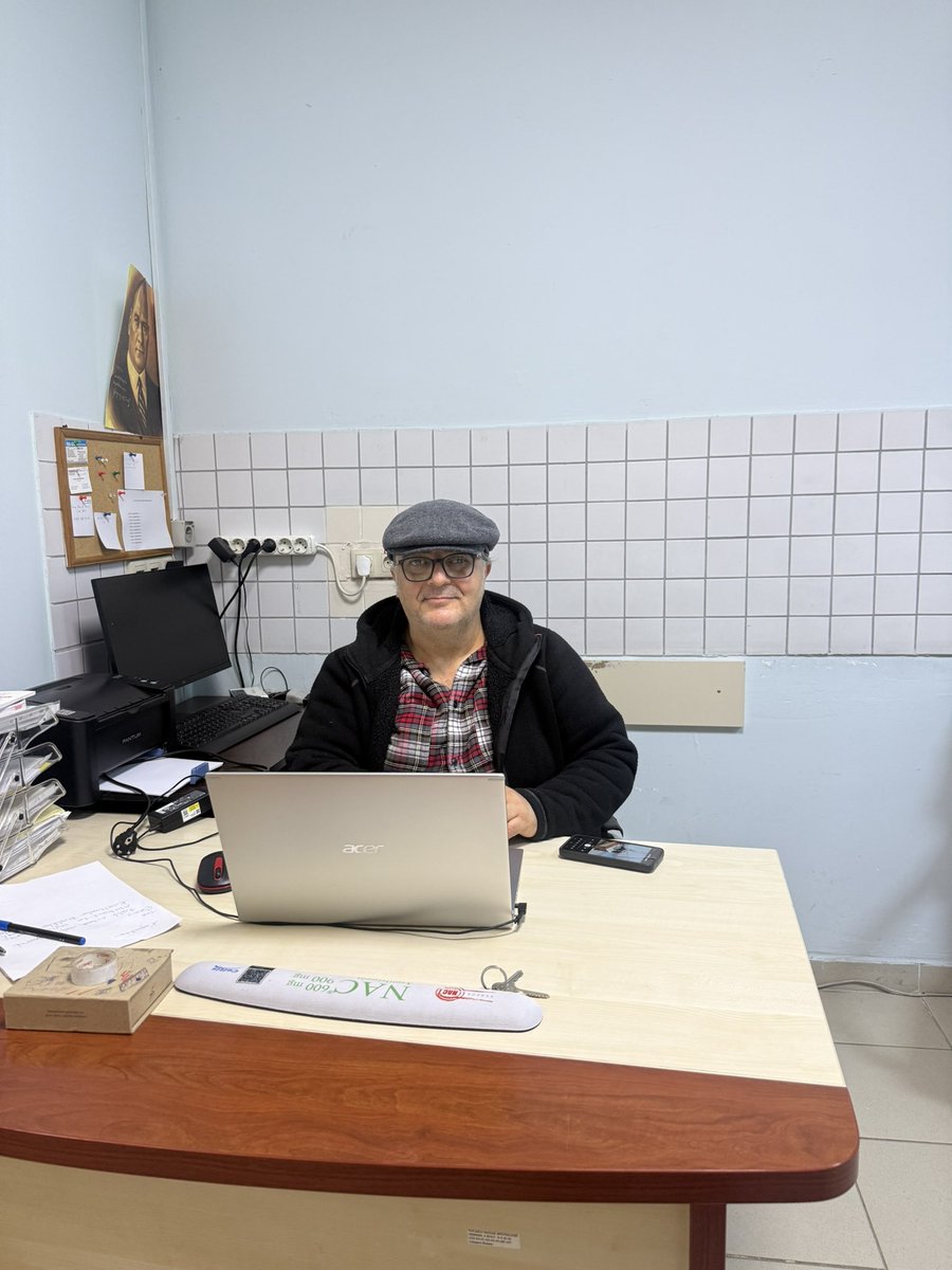 Yazıyoruz kasketimizi.